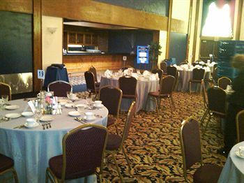 Hotel Carlisle & Embers Convention Center Zewnętrze zdjęcie
